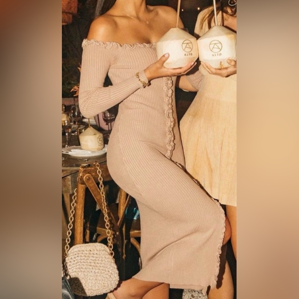 Find Me Now Charlie Ruffle Rib Knit Midi Dress Sand Off Shoulder NWT Size L